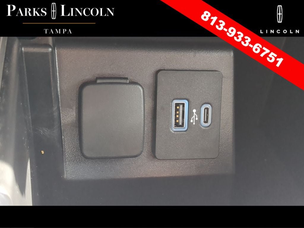 Used 2021 Ford Explorer Limited w/ Equipment Group 301A RWD image 25