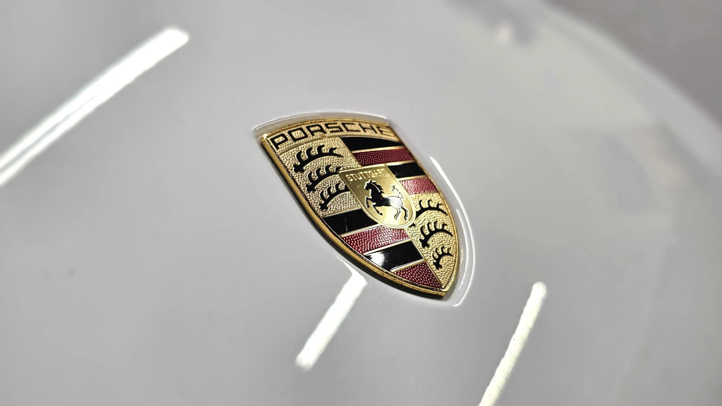 Used 2018 Porsche Macan Sport Edition AWD/4WD image 22