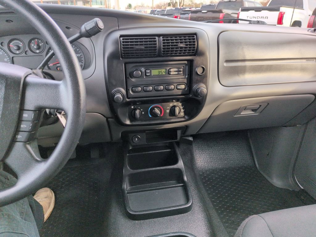 Used 2010 Ford Ranger XL image 16