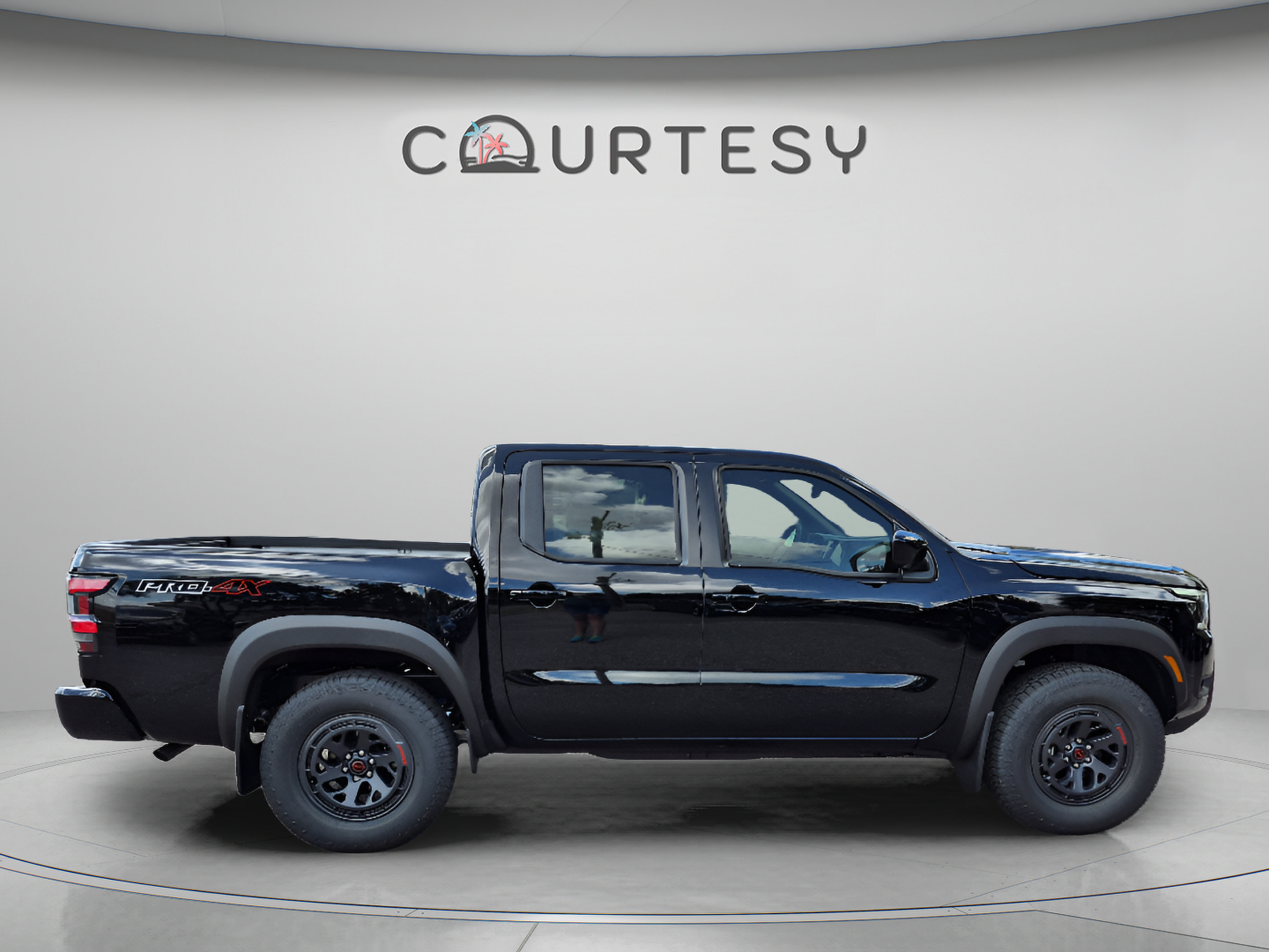 New 2026 Nissan Frontier PRO-4X w/ Pro Premium Package AWD/4WD image 7