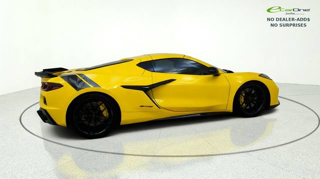 Used 2026 Chevrolet Corvette Z06 RWD image 8