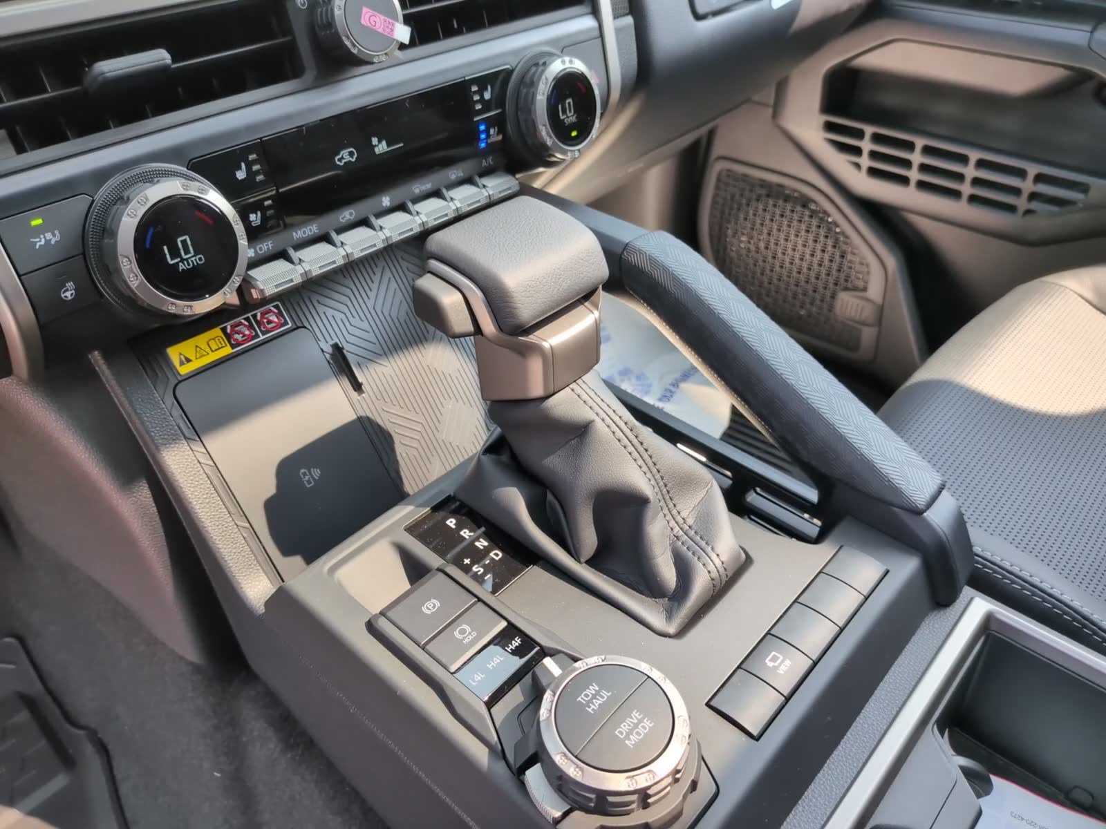 New 2026 Toyota 4Runner Limited AWD/4WD image 23