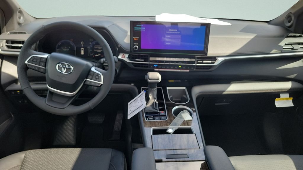 New 2026 Toyota Sienna Limited FWD image 11