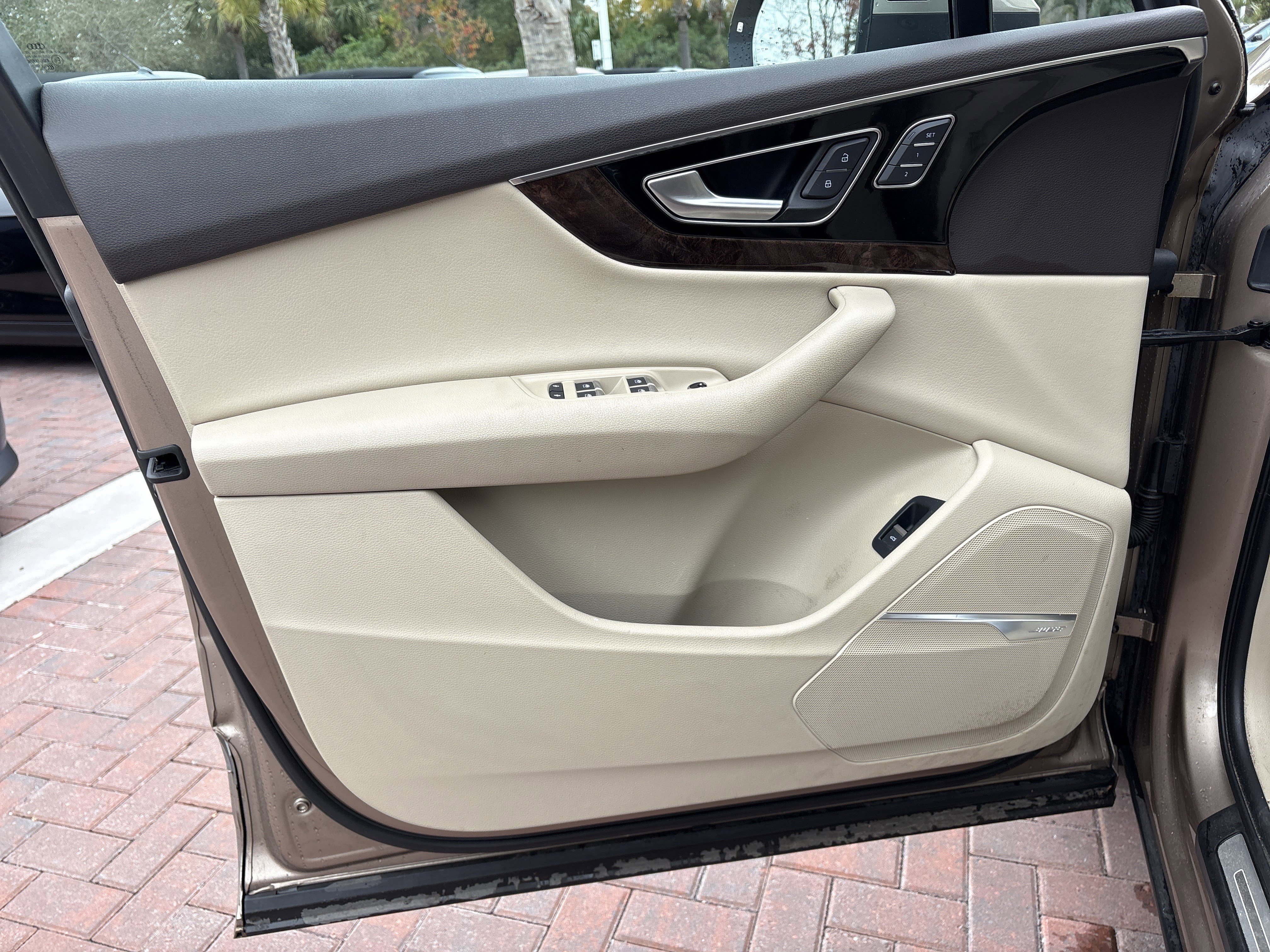 Used 2019 Audi Q7 3.0T Prestige w/ Prestige Package image 14