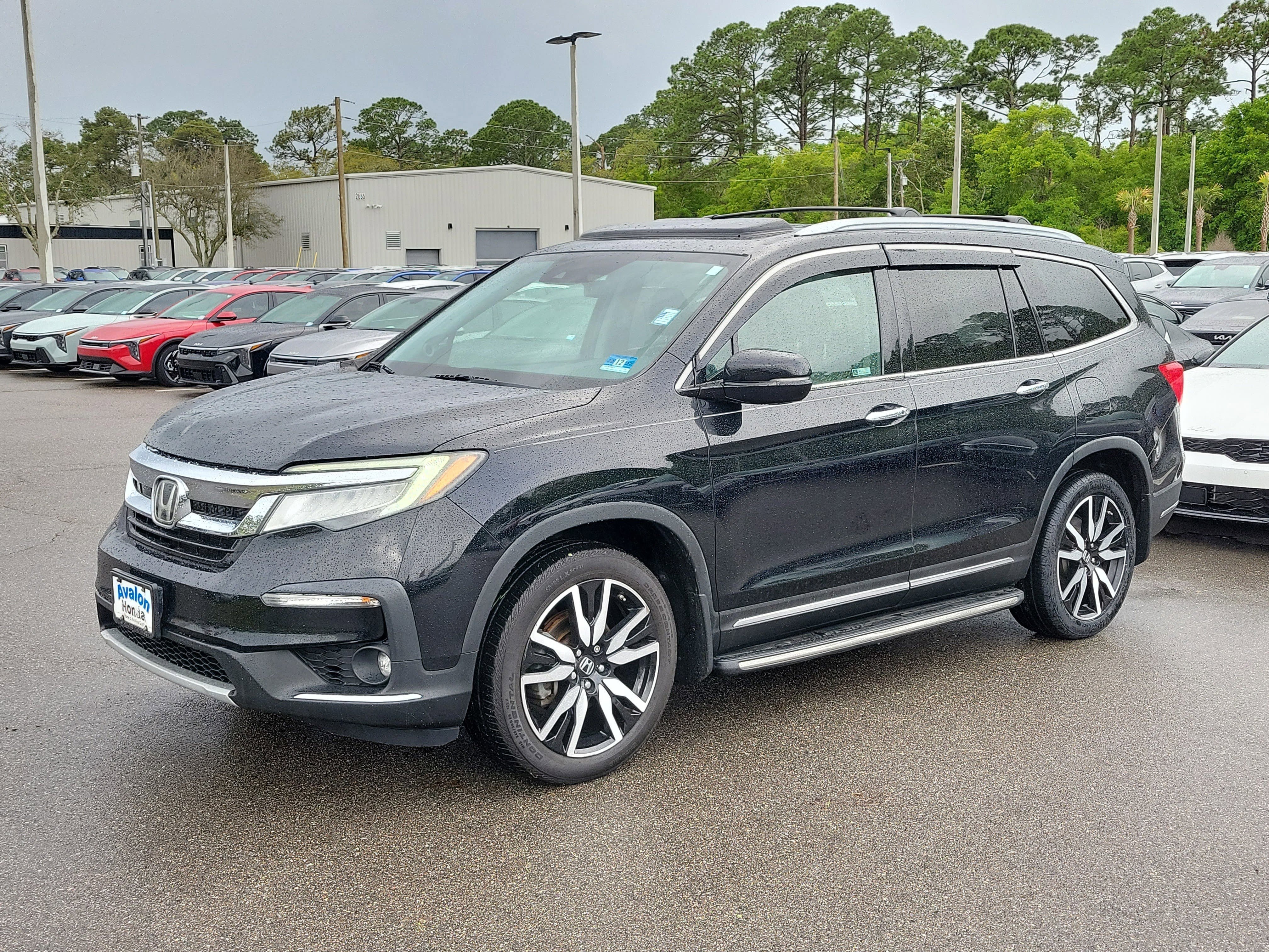 Used 2019 Honda Pilot Touring image 2