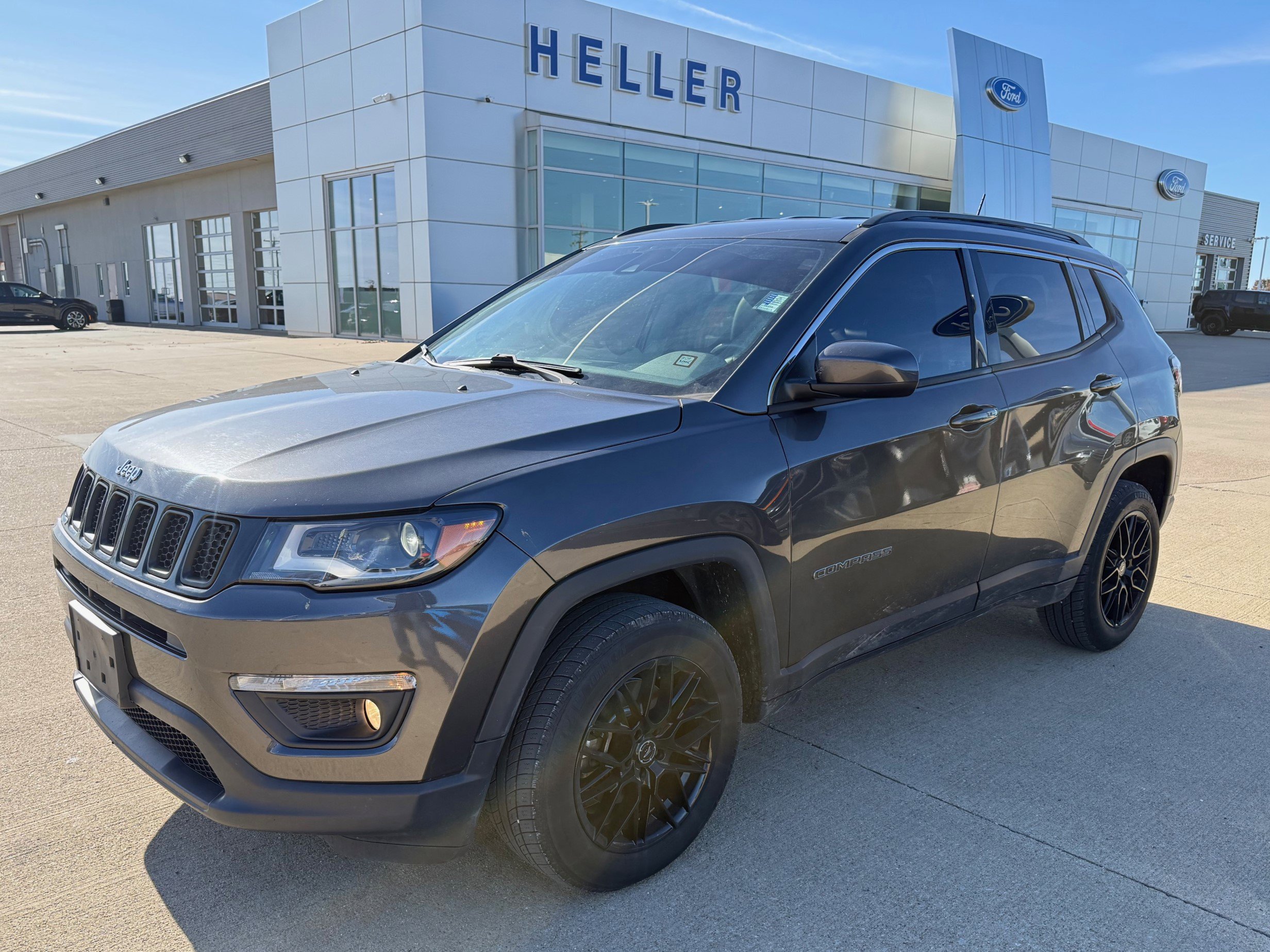 Used 2018 Jeep Compass Latitude w/ Popular Equipment Group image 3
