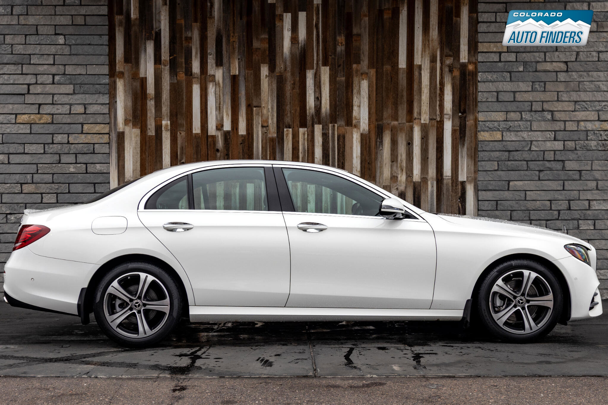 Used 2019 Mercedes-Benz E 300 4MATIC w/ Premium 1 Package image 7