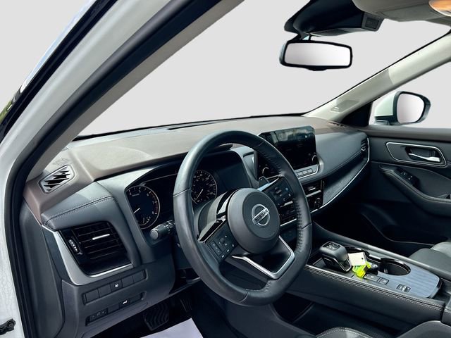 Used 2021 Nissan Rogue SL w/ Premium Package FWD image 6