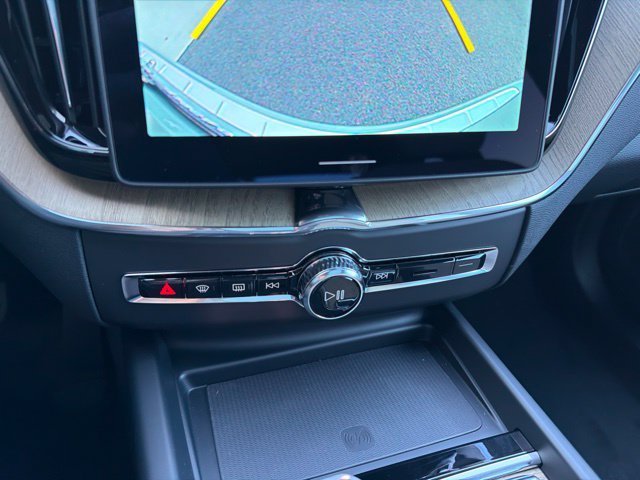 New 2027 Volvo XC60 B5 Core AWD/4WD image 19