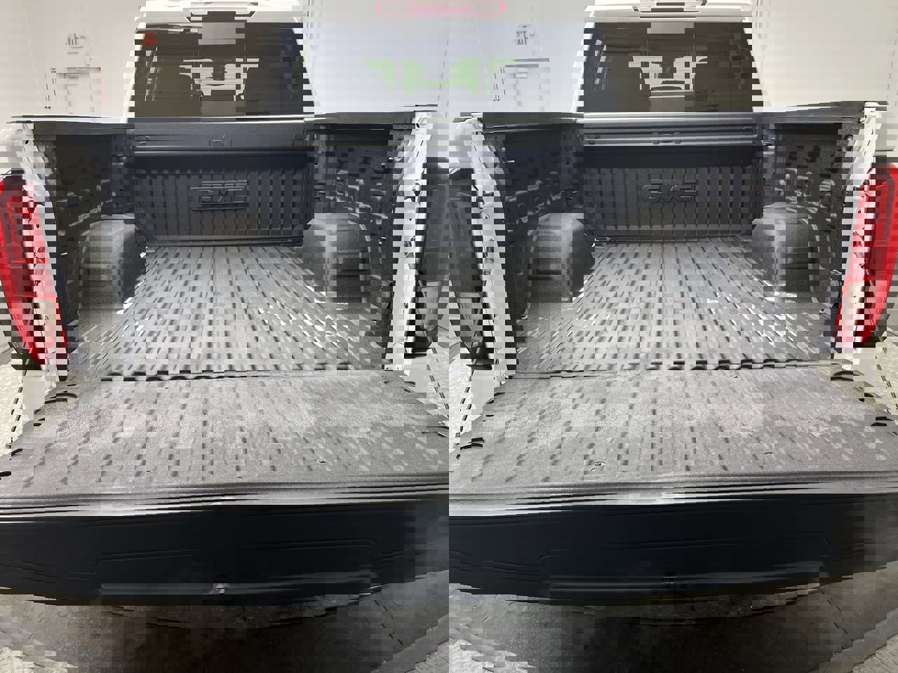 New 2026 GMC Sierra 1500 Elevation image 33