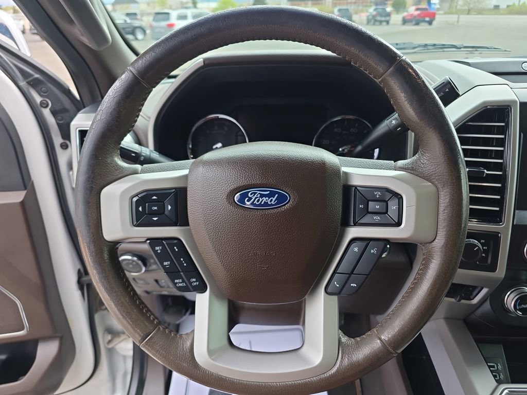 Used 2019 Ford F250 King Ranch w/ King Ranch Ultimate Package AWD/4WD image 15