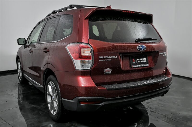 Used 2017 Subaru Forester 2.5i Touring AWD/4WD image 8