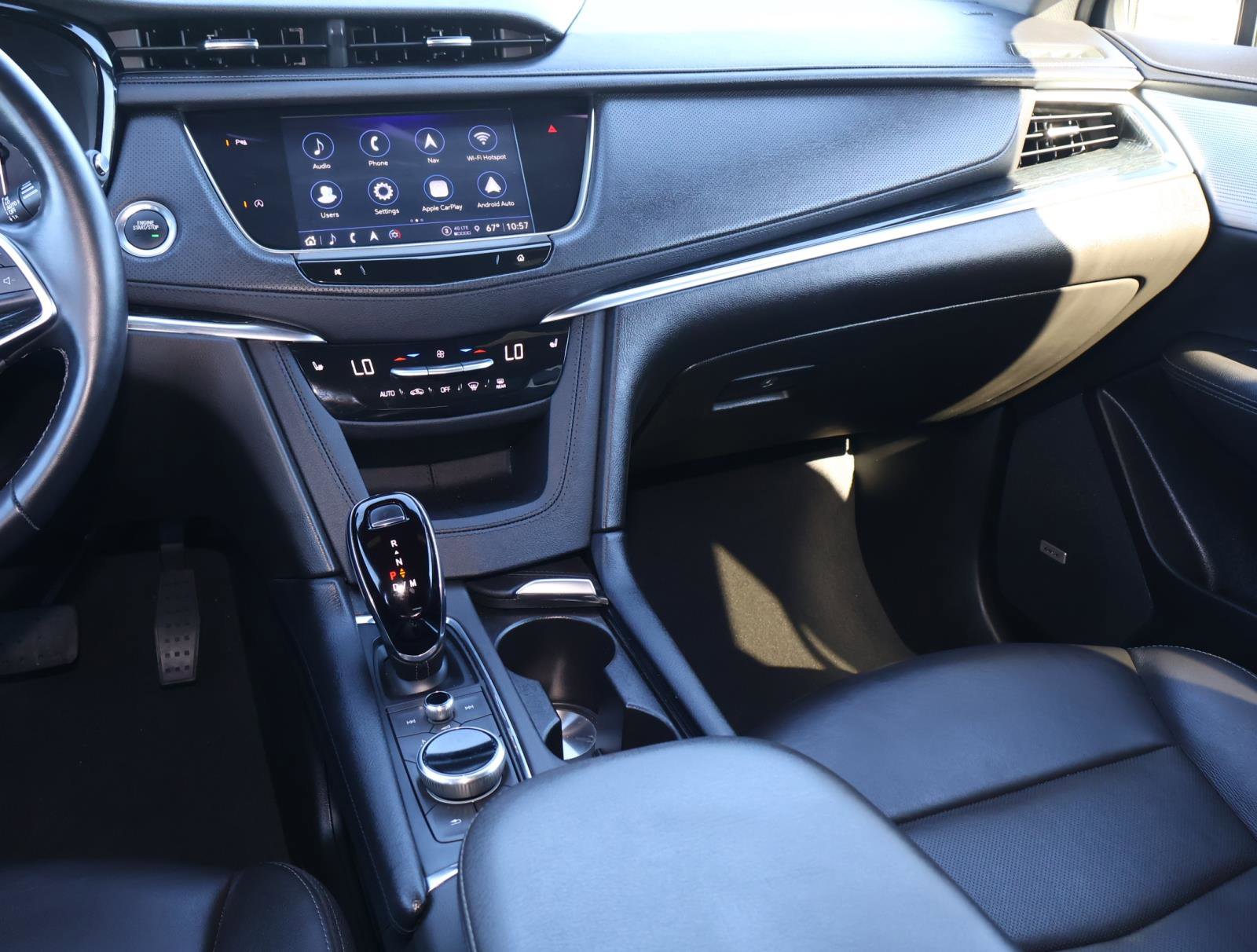 Certified 2025 Cadillac XT5 Premium Luxury image 16