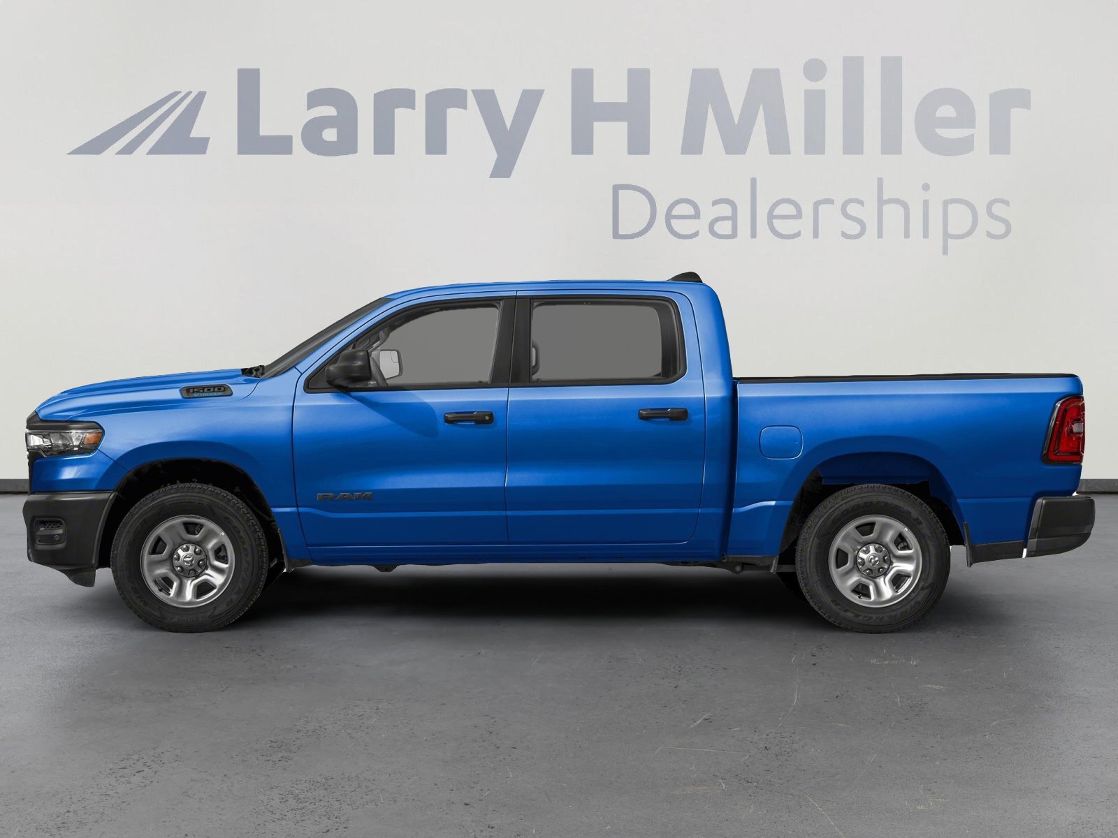 New 2026 RAM 1500 Express AWD/4WD image 3