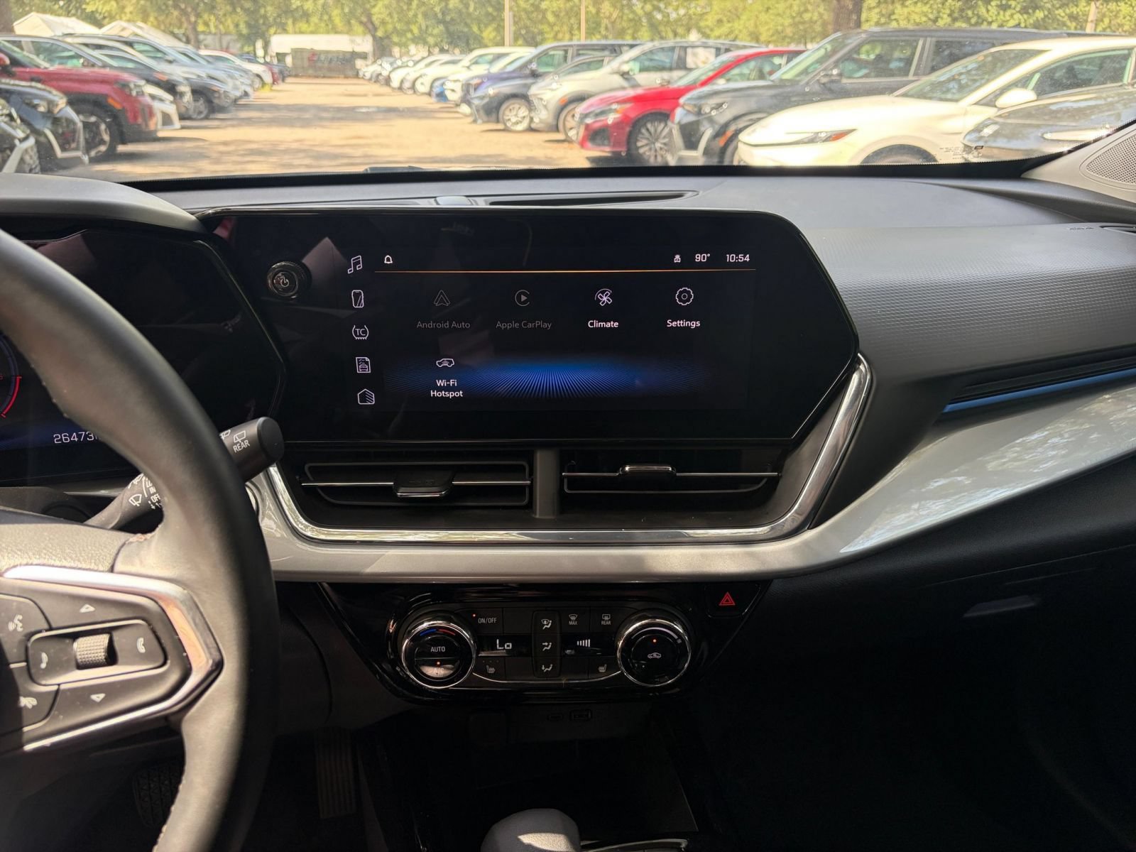 Used 2025 Chevrolet Trax LT w/ LT Convenience Package FWD image 21