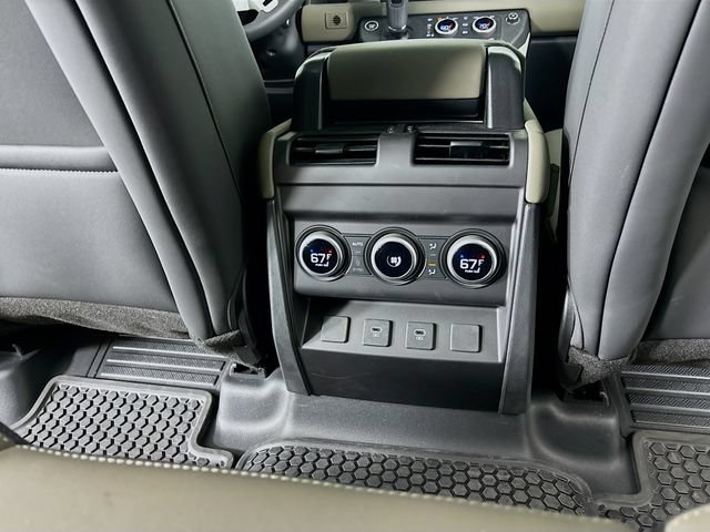 New 2025 Land Rover Defender 110 S AWD/4WD image 24