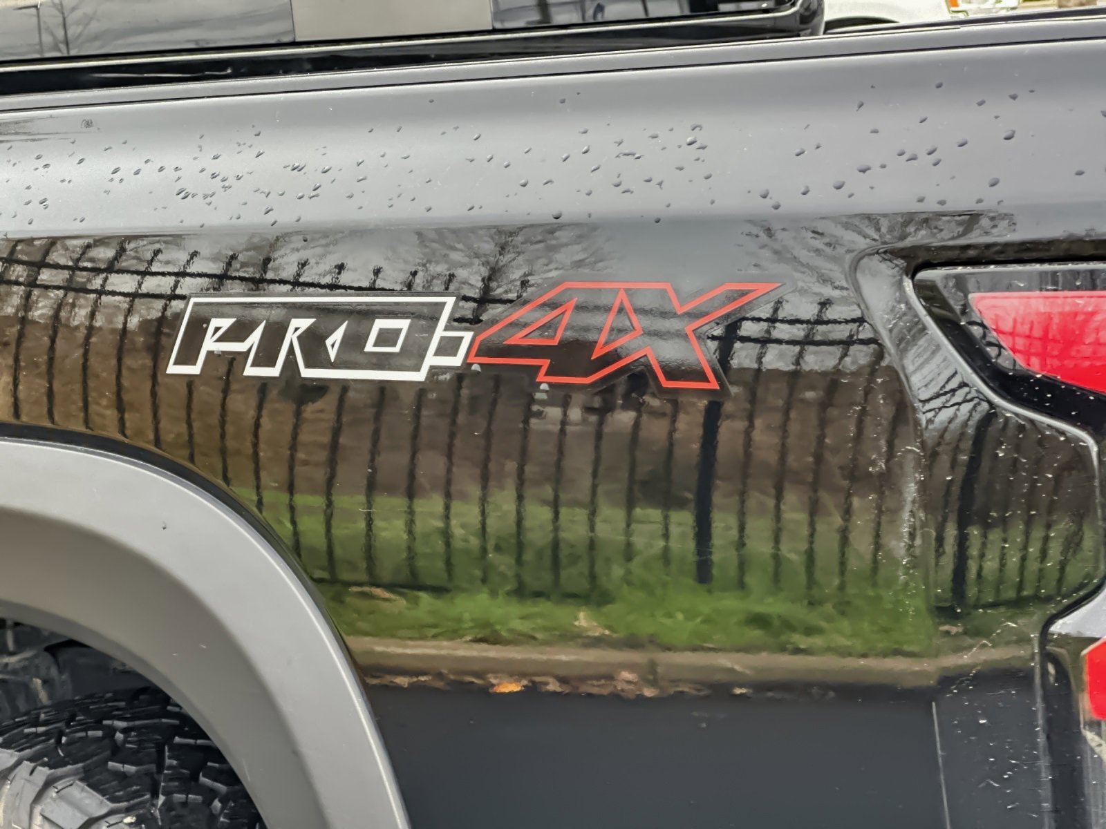 Used 2023 Nissan Frontier PRO-4X w/ Pro Convenience Package image 26