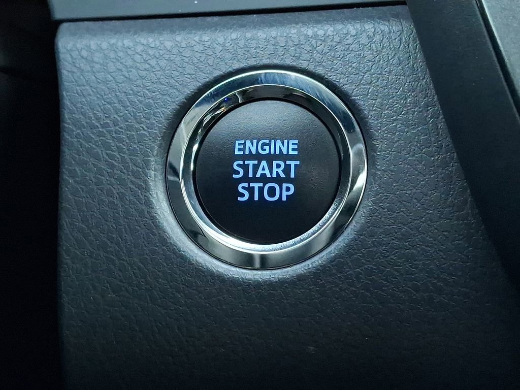 Used 2021 Toyota Camry XSE image 23