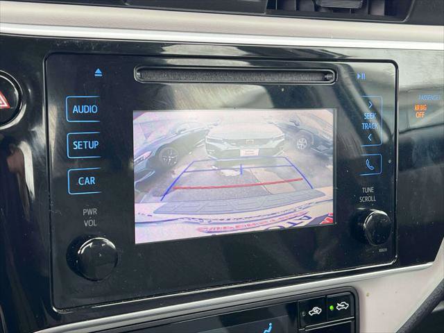 Certified 2018 Toyota Corolla LE image 33