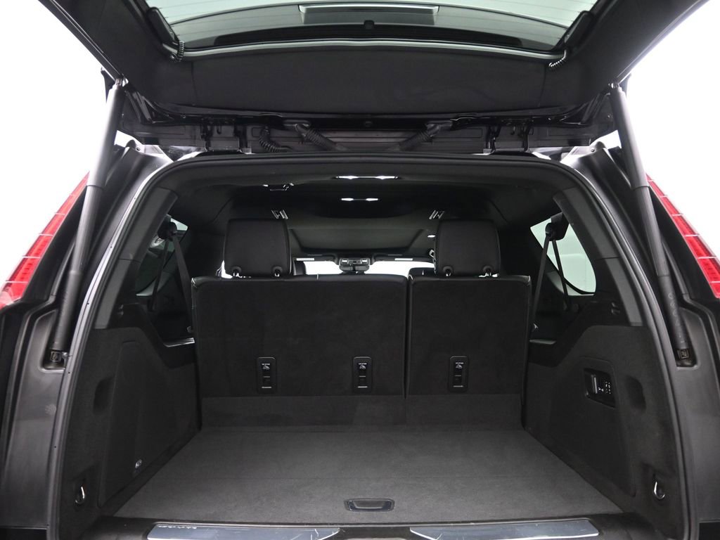 Certified 2023 Cadillac Escalade ESV Sport w/ Touring Package image 16