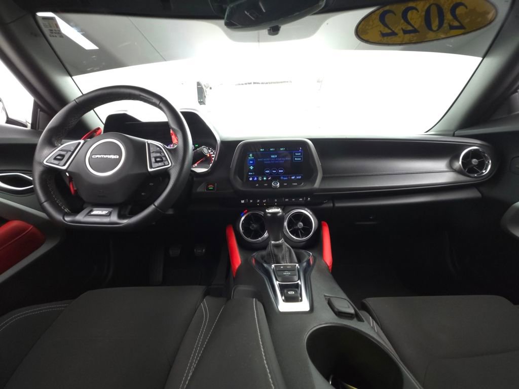 Used 2022 Chevrolet Camaro SS video 2