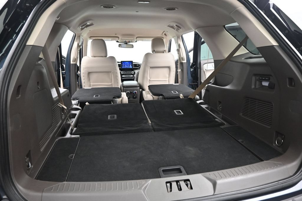 Certified 2023 Ford Explorer Platinum AWD/4WD image 25
