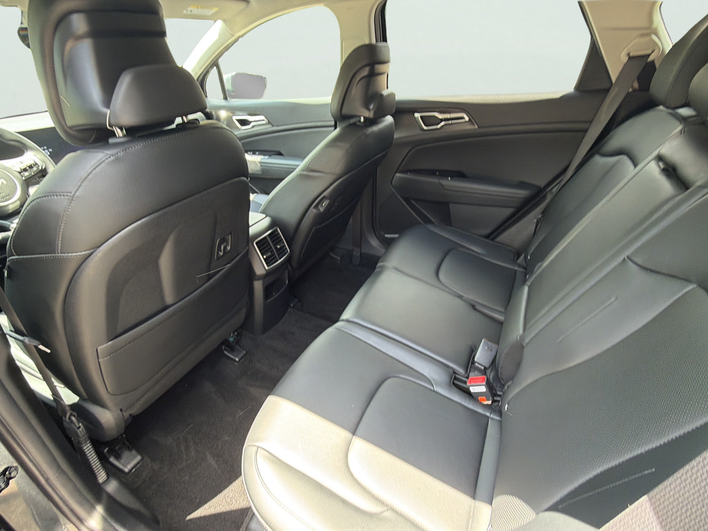 Used 2024 Kia Sportage EX FWD image 11