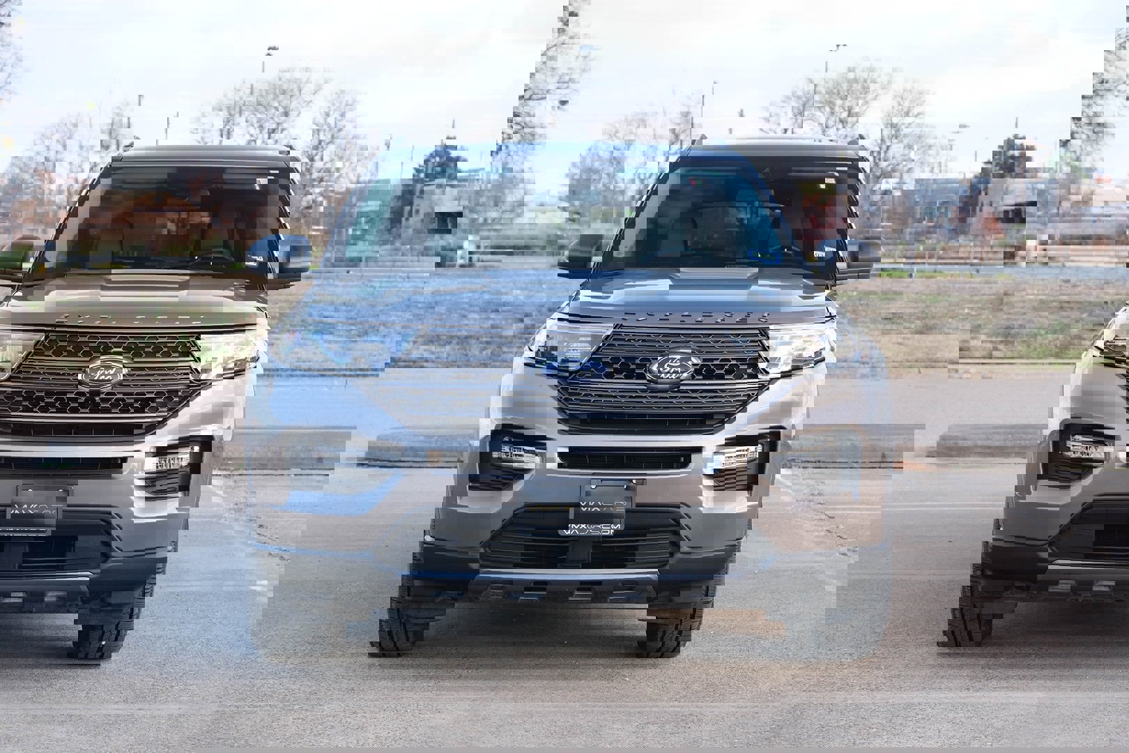 Used 2021 Ford Explorer XLT w/ Equipment Group 202A image 3