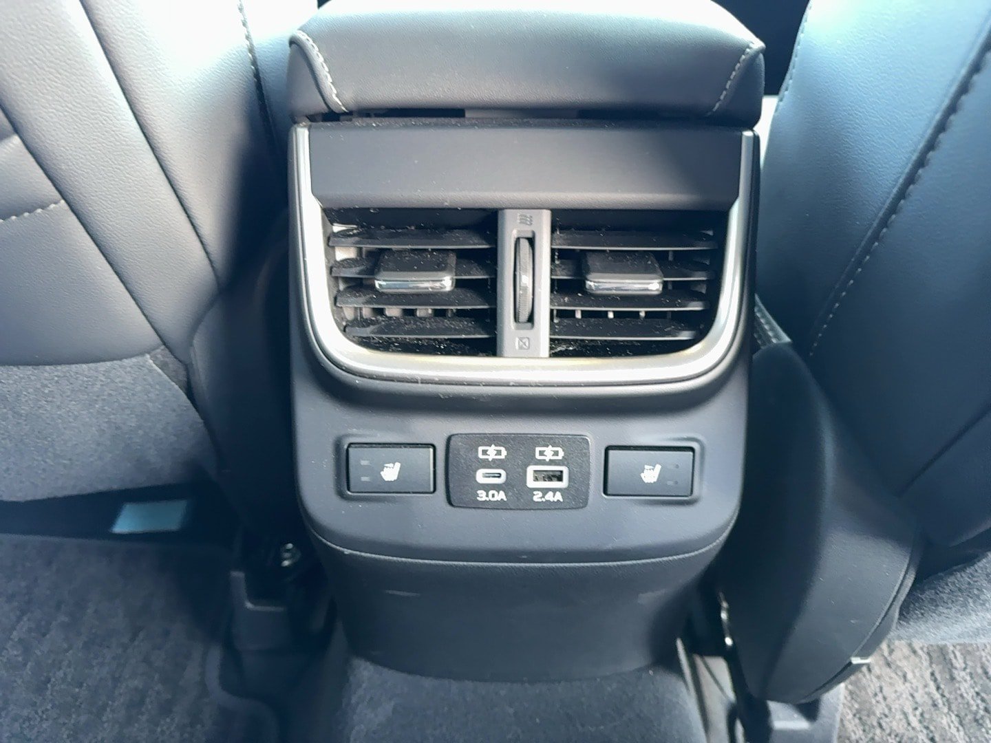 Certified 2025 Subaru Outback Limited AWD/4WD image 23
