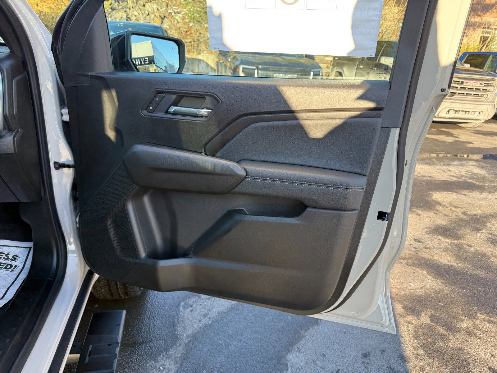 New 2026 GMC Canyon Elevation w/ LPO, Sports Bar Package image 22