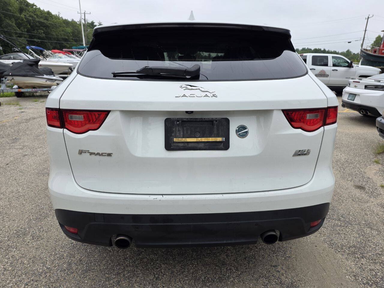 Used 2017 Jaguar F-PACE Prestige AWD/4WD image 11