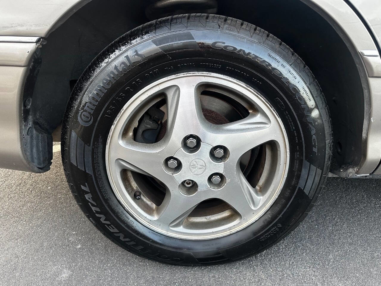 Used 1998 Toyota Avalon XLS image 33