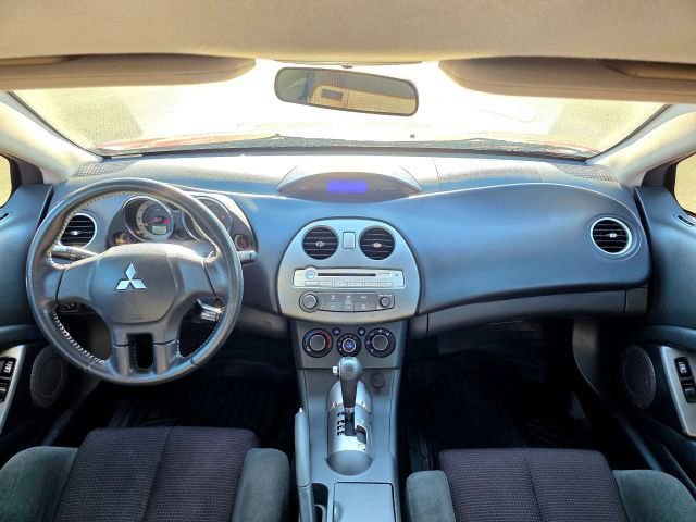 Used 2009 Mitsubishi Eclipse GS image 9