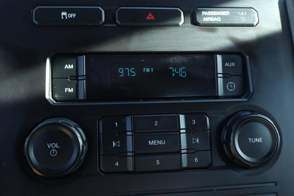 Used 2018 Ford F250 XL w/ Power Equipment Group AWD/4WD image 27