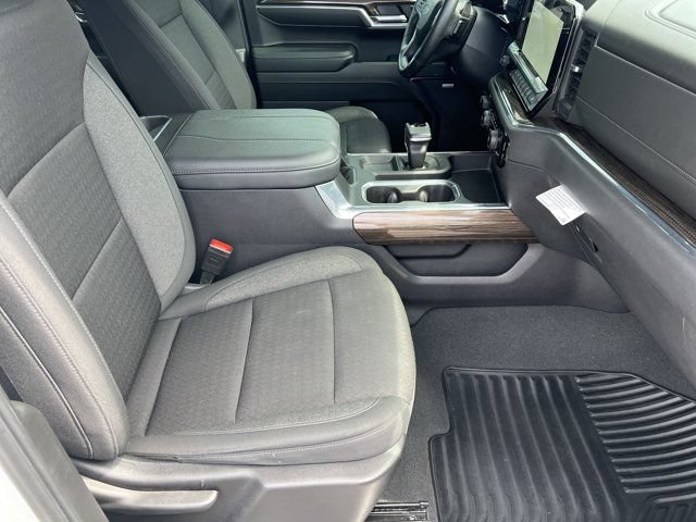 Used 2024 Chevrolet Silverado 1500 RST w/ Convenience Package II AWD/4WD image 17
