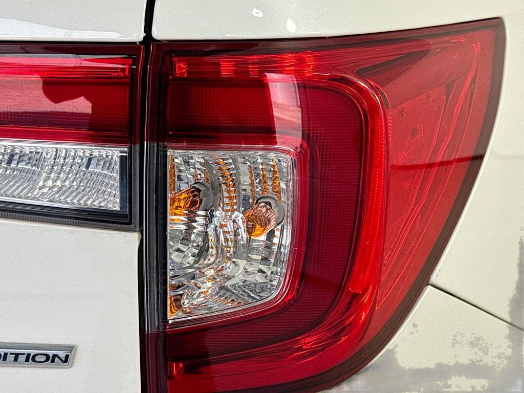 Certified 2022 Honda Pilot Special Edition image 35