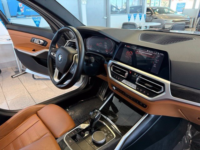 Used 2019 BMW 330i Sedan w/ Convenience Package RWD image 31