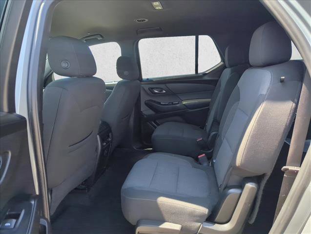 Used 2023 Chevrolet Traverse LT FWD image 18