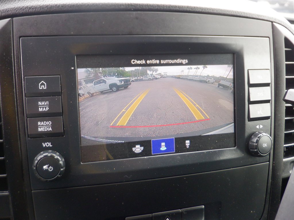 Used 2023 Mercedes-Benz Metris image 20