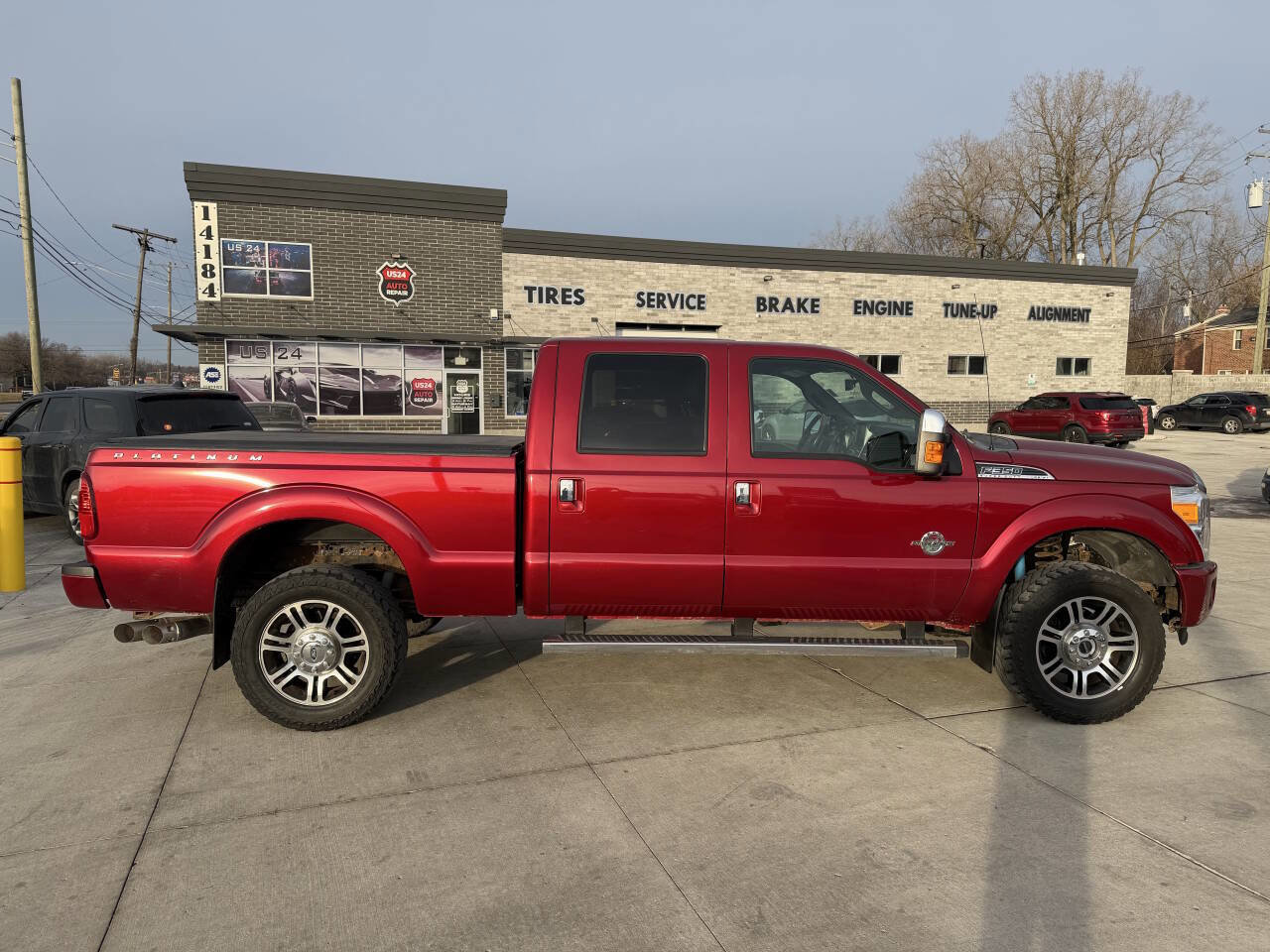 Used 2016 Ford F350 Platinum image 6