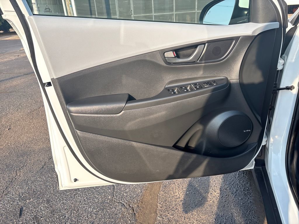 Used 2020 Hyundai Kona SEL Plus image 14