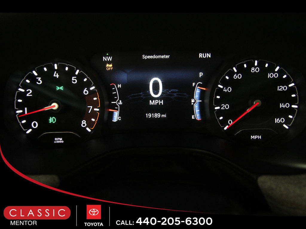 Used 2022 Jeep Compass Latitude w/ Sun and Sound Group AWD/4WD image 8