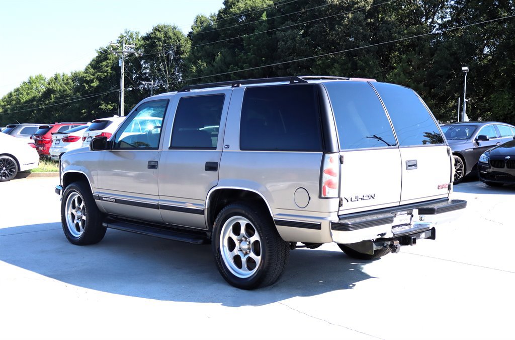 Used 1999 GMC Yukon 4WD 4-Door w/ Marketing Opt Pkg 5 image 5