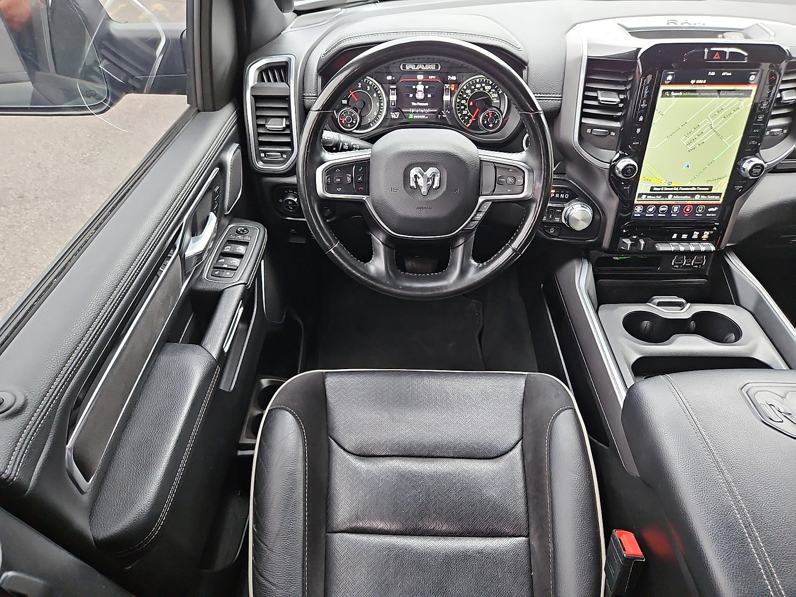 Used 2021 RAM 1500 Laramie AWD/4WD image 11