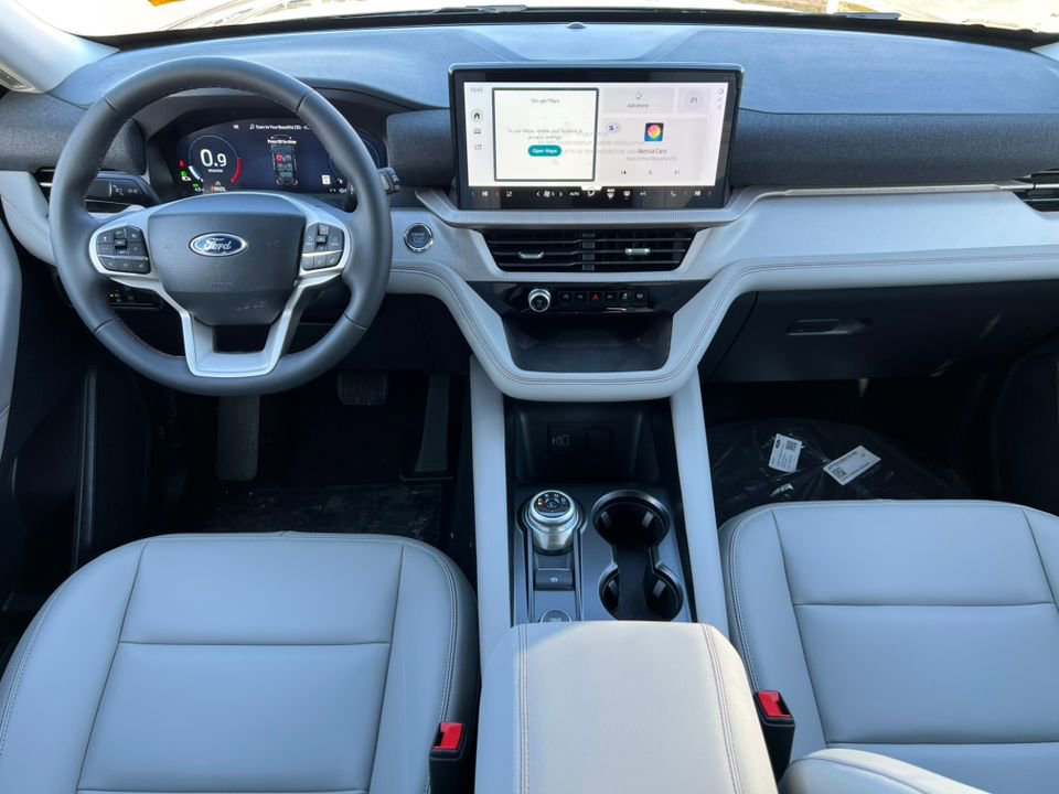 Used 2026 Ford Explorer Active w/ Active Comfort Package image 2