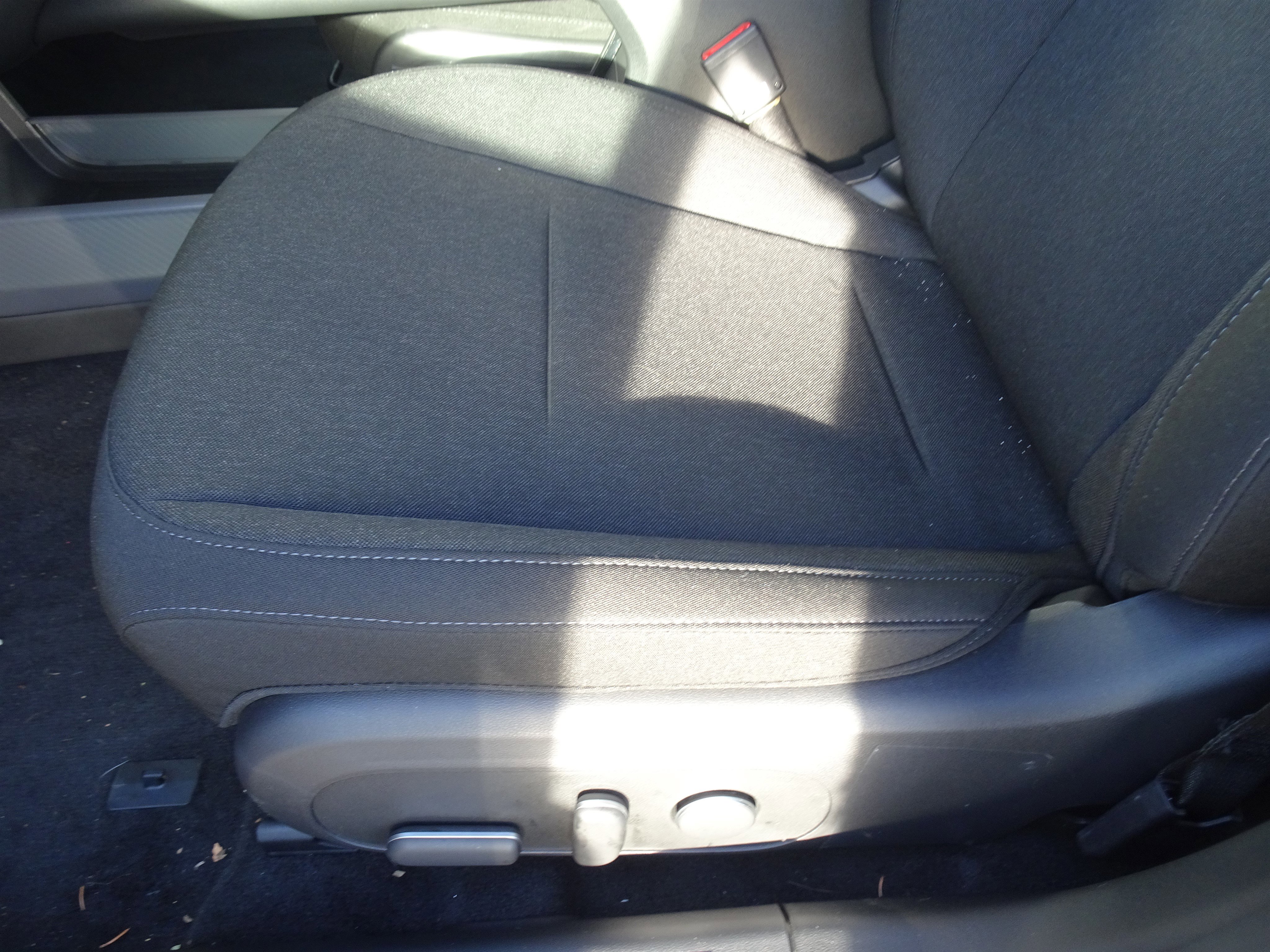 New 2025 Hyundai Ioniq 6 SE image 9