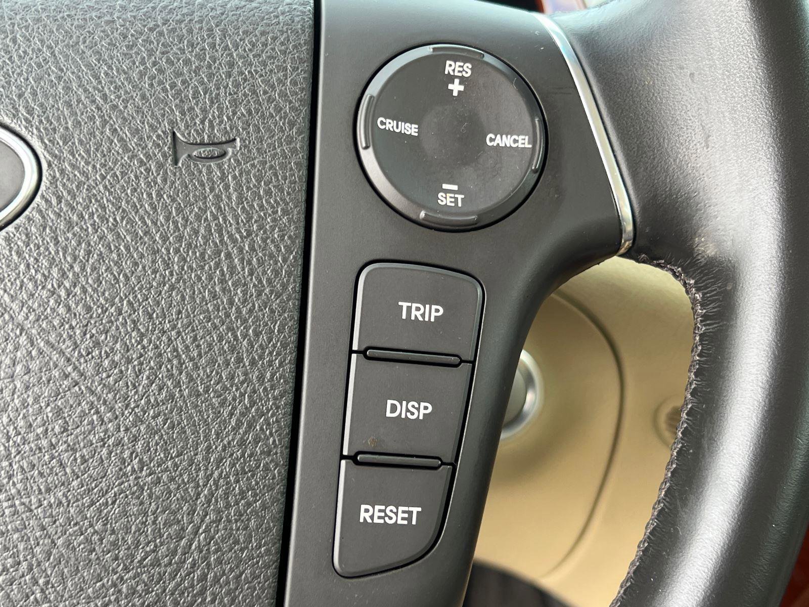 Used 2013 Hyundai Genesis 3.8 RWD image 25