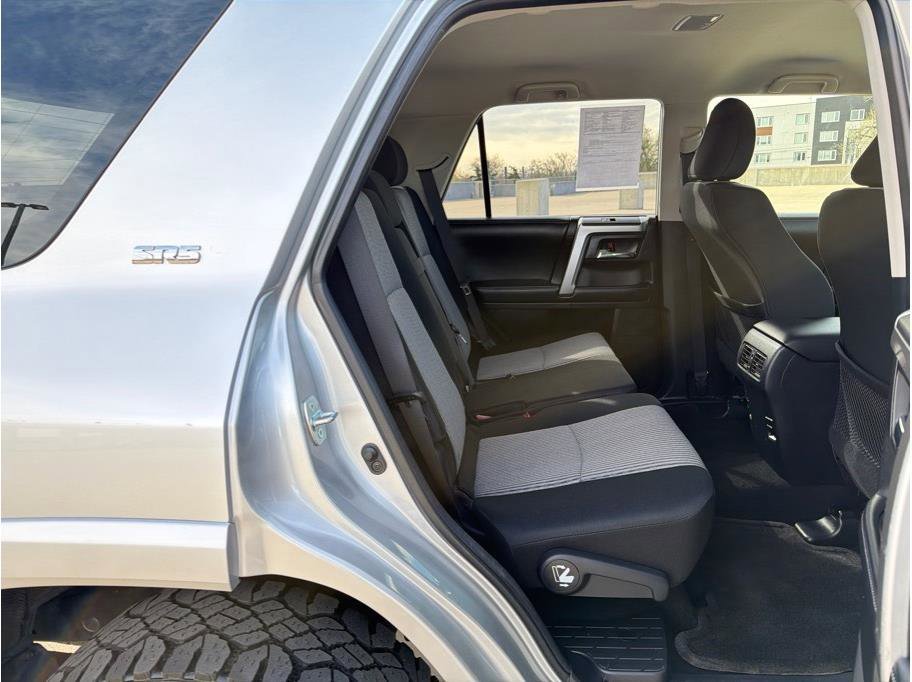 Used 2017 Toyota 4Runner SR5 image 14