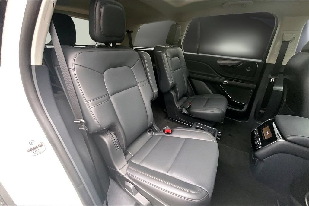 New 2026 Lincoln Aviator 2WD image 10