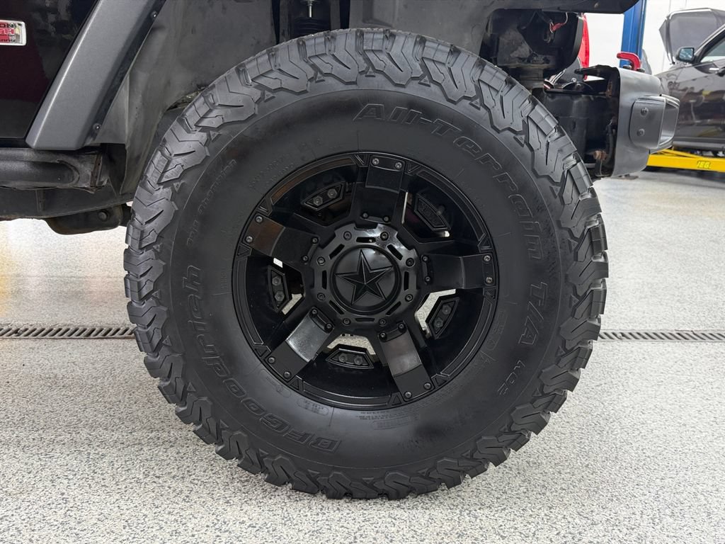 Used 2013 Jeep Wrangler Rubicon AWD/4WD image 44